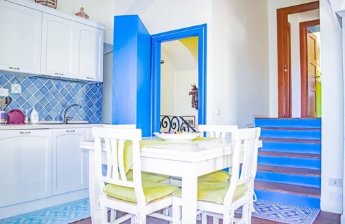 Cardedu Apartment | S'Omu and Assunta 1P apartment with terrace and private pool.