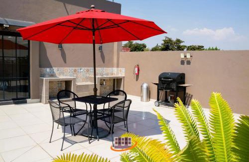 Ciudad Lopez Mateos Apartment | S04 EXECUTIVE SUITES at ITESM CEM Families Tourists & Travelers Choice Foreign Students Companies Executives WELCOME! 10min Izcalli-15min Esmeralda-20min Sátelite-25min AIFA