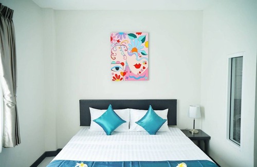 Sanambin Hotel | Sabai DoubleBed +Massage 30 Mins 1 pax + ABF