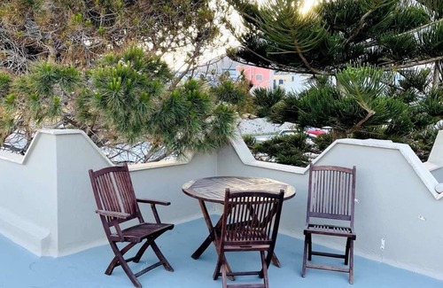 Perissa Apartment | Sabbia Calda Studio 100 meters from black Beach