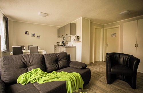 Großengottern Apartment | Sacher´s Quartiere - barrier-free!near Hainich National Park, Mühlhausen &.Gotha