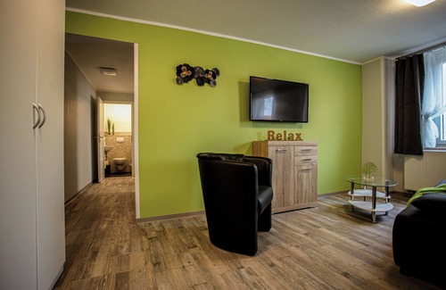 Großengottern Apartment | Sacher´s Quartiere - barrier-free!near Hainich National Park, Mühlhausen &.Gotha