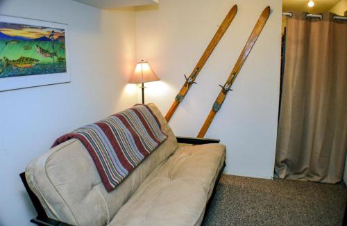 Saddle Ridge House | Saddle Ridge Townhome I-5