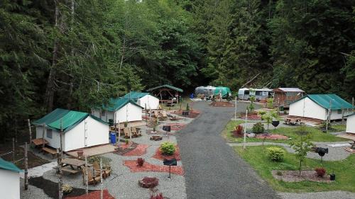 Lilliwaup Other | Safari Tent Glamping Destination Near Eagle Creek, Washington