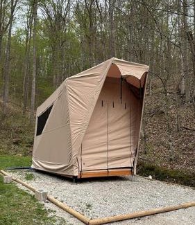 Hitchins House | Safari Tent Glamping in Kentucky with AC and Access to Biking Trails