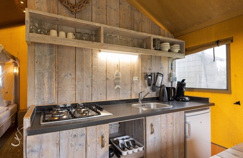 Vierhuizen House | Safari Tent Near Lauwersmeer Park