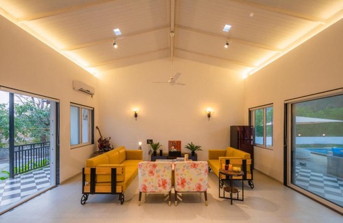 Kalote Mokashi Villa | SaffronStays Turquoise Maison, Karjat