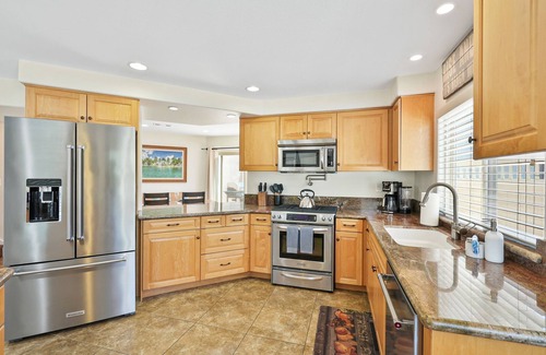 Crown Point Condo | Sail Bay Luxury Retreat | Private Spa, Rooftop Views, Outdoor Kitchen & Garage Parking