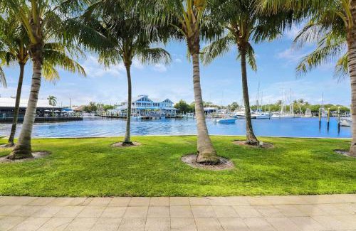Stuart Apartment | Sailfish Suites 3 - waterfront