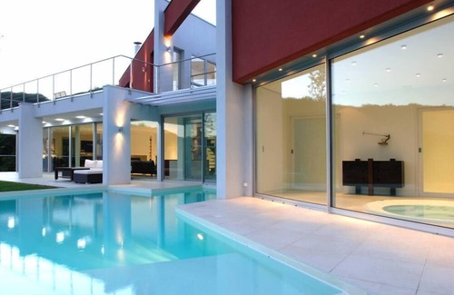 Saint-Desirat Villa | Saint Desirat: House/Villa - Saint desiratBig house