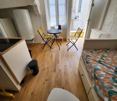 Saint-Pere Apartment | Saint Père en Vézelay