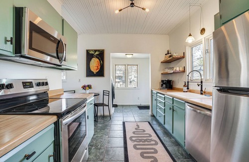 Summit Hill Cottage | Saint Paul Vacation Rental Near Shopping & Dining!