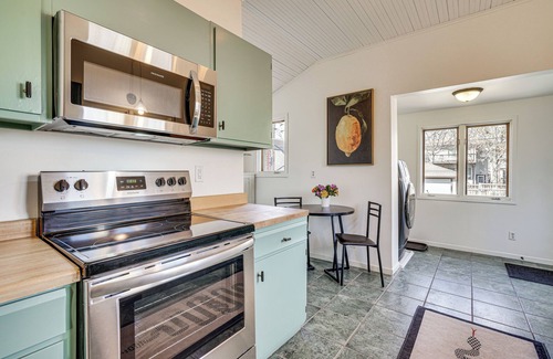 Summit Hill Cottage | Saint Paul Vacation Rental Near Shopping & Dining!