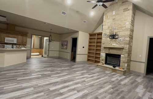 Salado House | Salado home/great neighborhood!