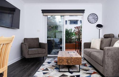 Battery Point Apartment | Salamanca Getaway Battery Point
