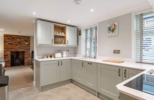 Frampton Cottage | Salem Porter- UK34814