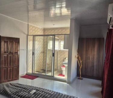 Livingstone Apartment | Sally Springs Apartments