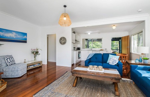 Lake Cathie House | Salt Breeze - upstairs only