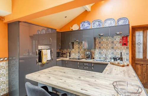 Sutton-in-Craven House | Salt Pot Cottage