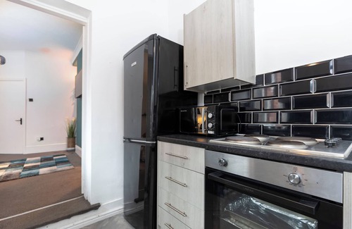 Gateshead House | Salt & Sage City Retreat for 7 in Gateshead