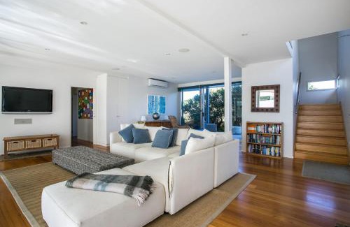 St. Andrews Beach House | Saltaire