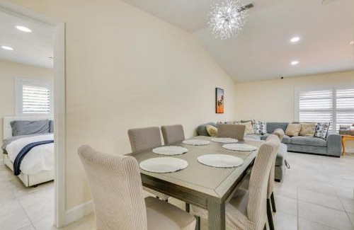 Joel House | Saltwater Pool and Lanai Lehigh Acres Escape!