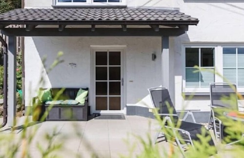 Eslohe House | Salweyblick Modern retreat