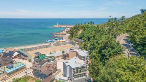 Samcheok House | Samcheok sky Pension