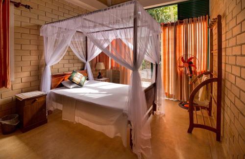 Primrose Cabin | Sanatha Suwaya