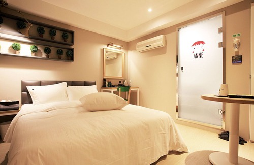 Gwangjeong-dong Hotel | Sanbon Yaja Sanbon Station