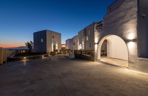 Glinado Villa | Sand Villa - Naxian Sunset Villas complex - Private pool