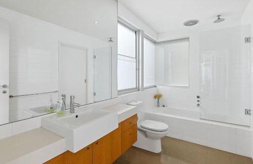 Separation Creek House | Sandbanks