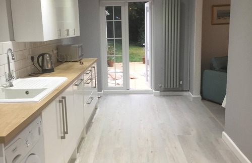 Sandbanks House | Sandbanks Holiday Home Poole 5 minutes walk to the BeachnSleeps 8/9