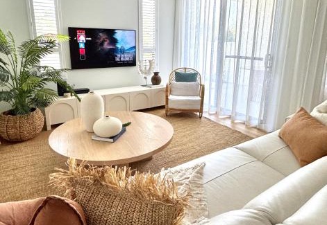 Henley Beach South House | 'Sandbar Escape' 3BR Beach House at Henley Beach