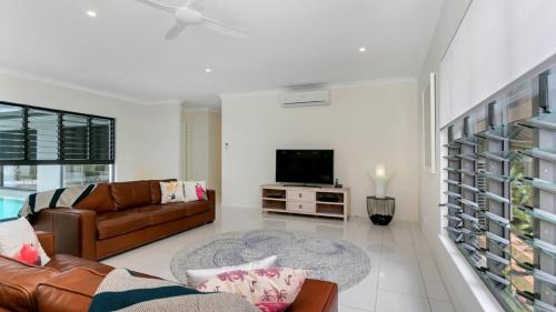 Palm Cove House | Sandcastles - Palm Cove