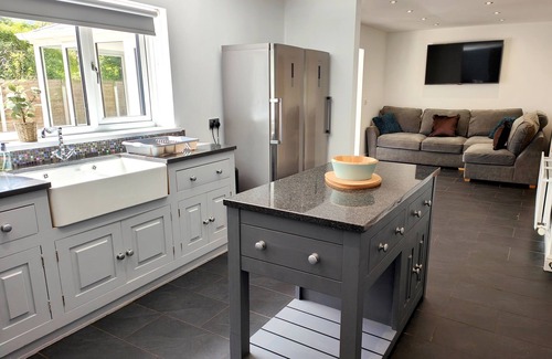 Cleator Moor House | SANDERSON HOUSE, pet friendly, with hot tub in Cleator Moor
