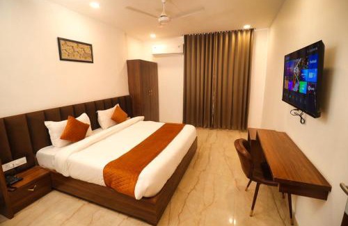 Jamnagar Hotel | Sandhu Lodge