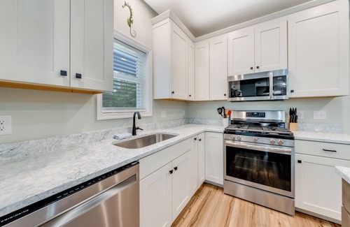 Chincoteague House | Sandpiper Shanty - Brand New and Dog Friendly!