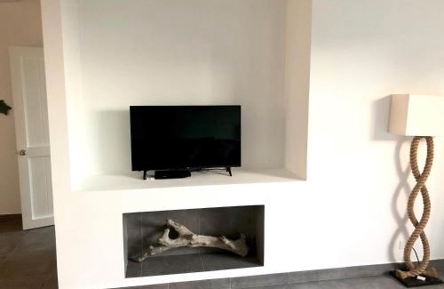Puerto Villamil House | Sandy Feet House