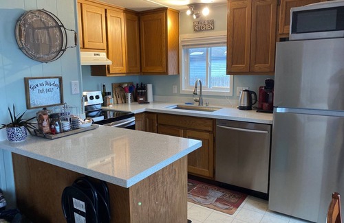 Ferndale House | Sandy Point Shalom Cabin- Ocean view and access - 20 mins from Bellingham