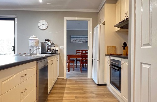 Inverloch House | Sandy Retreat on Royal Inverloch