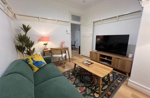 Ingham Apartment | Sans Souci Apartments