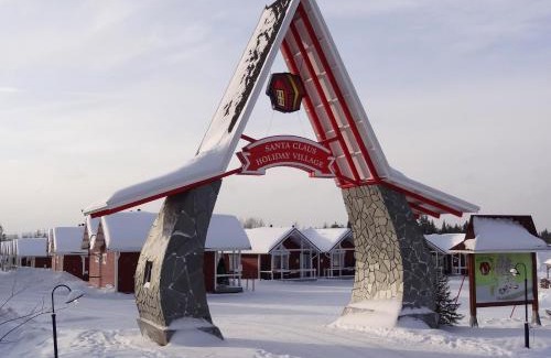 Santa Claus Village Hotel | Santa Claus Holiday Village