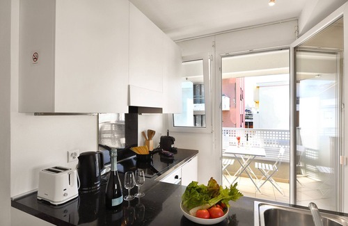 Viganello Apartment | Santi Apartment Few Min From Lake, Lugano, Switzerland