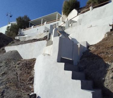 Imerovigli House | Santorini Lovers Villa