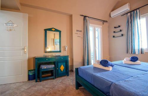 Megalochori Apartment | Santorious Quiet Apartment