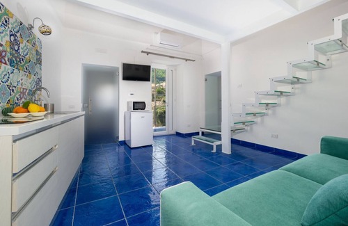 Liparlati Apartment | Santoro Suite with jacuzzi view Positano