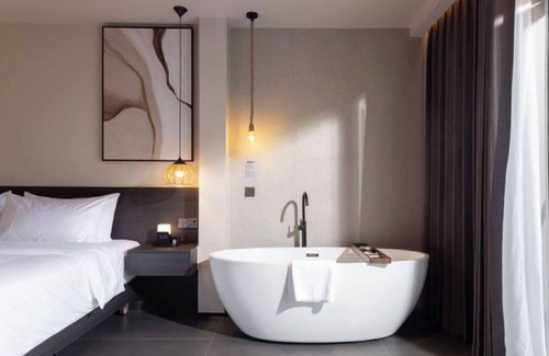 Lingshui Hotel | Sanya Tufu Bay Scenic Yihai Hotel