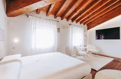 Badia Calavena Bed & Breakfast | Sapphire - Double room with bathroom - Villa Riva