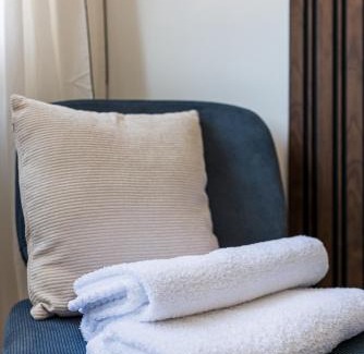 Saint-Etienne Apartment | SARAH - Design Studio Lumineux Bergson